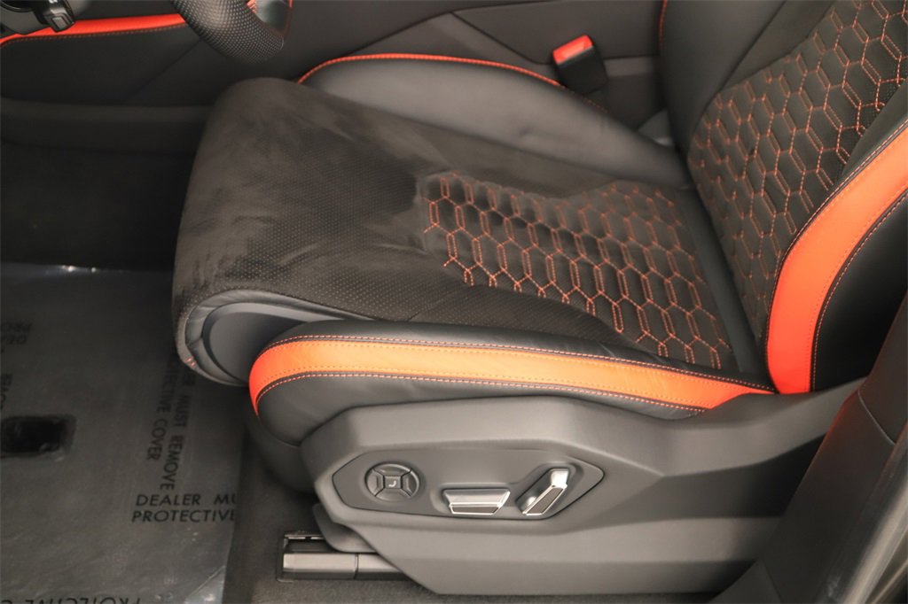 Used 2022 Lamborghini Urus image 25