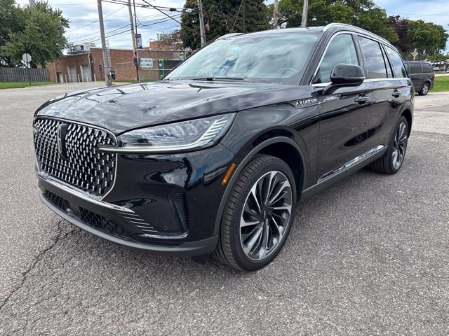 New 2026 Lincoln Aviator Reserve AWD/4WD image 3