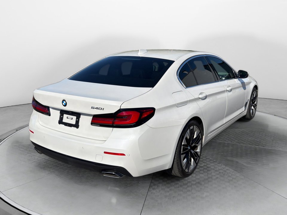 Used 2022 BMW 540i w/ Premium Package RWD image 7
