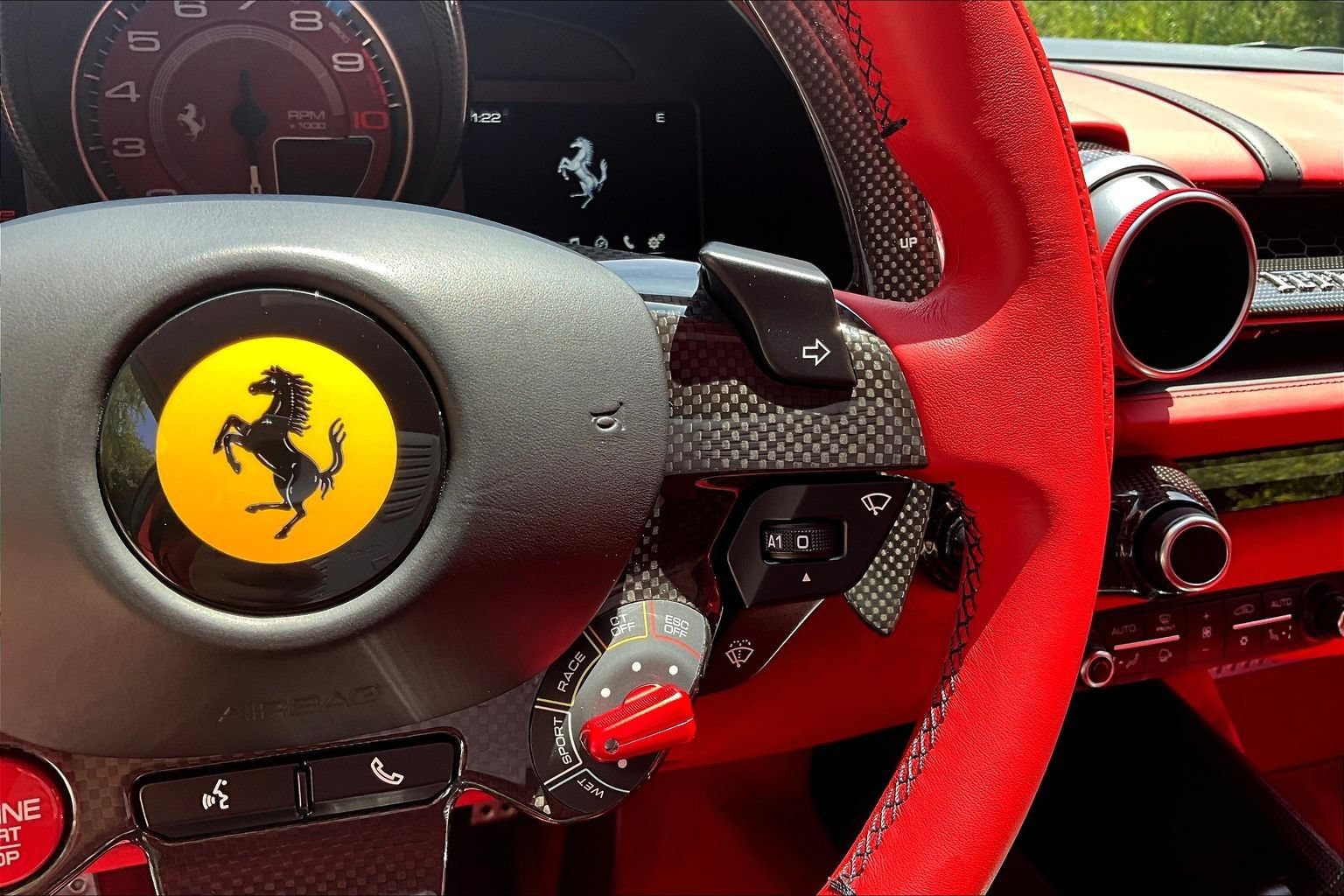 Used 2022 Ferrari 812 Competizione RWD image 12