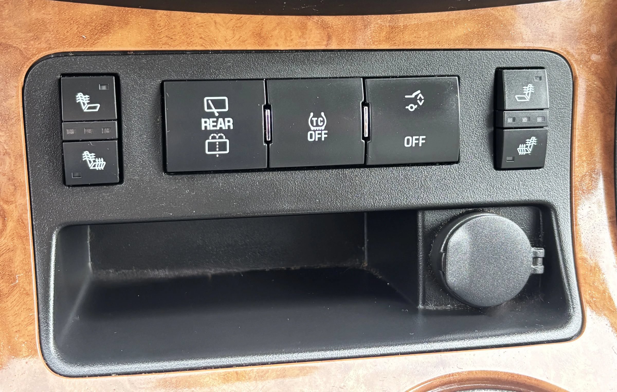 Used 2012 Buick Enclave Leather AWD/4WD image 24