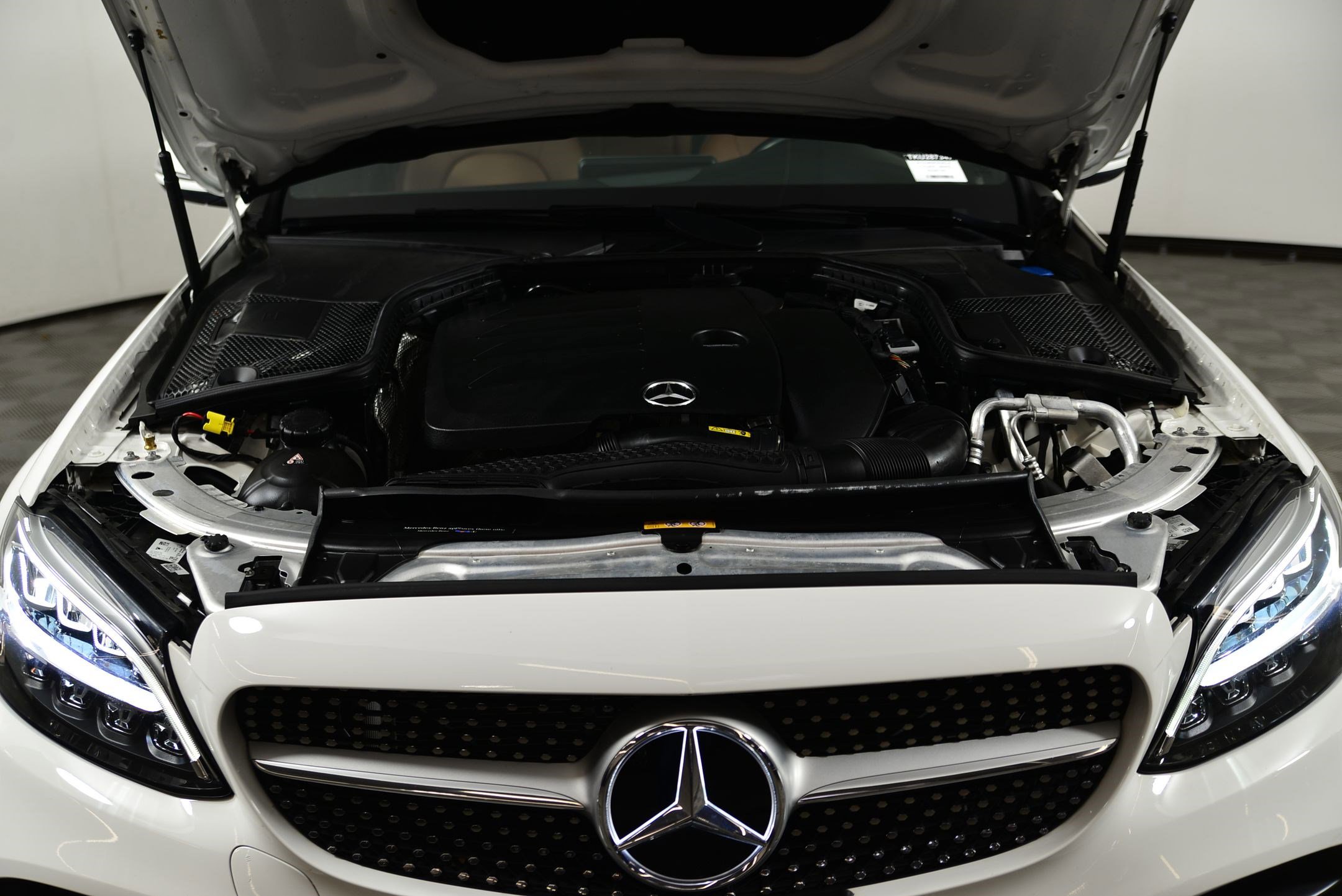 Used 2019 Mercedes-Benz C 300 4MATIC Sedan image 20