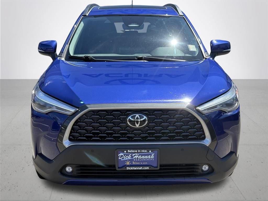 Used 2024 Toyota Corolla Cross XLE w/ Convenience Package AWD/4WD image 2
