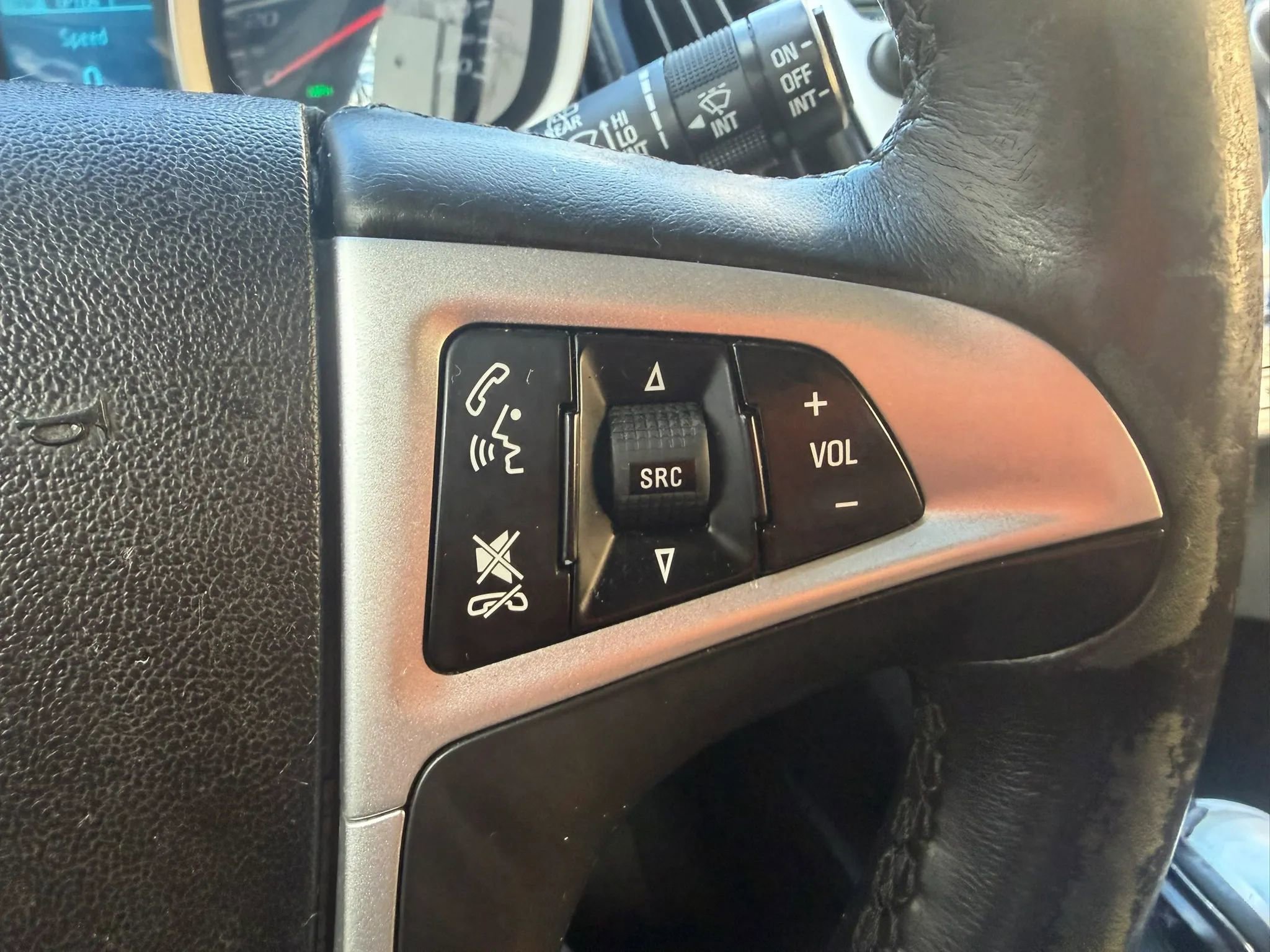 Used 2015 Chevrolet Equinox LT image 14