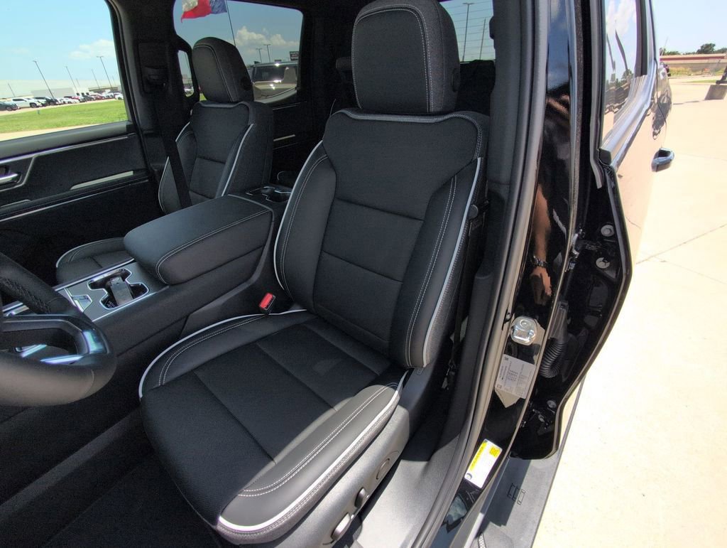 New 2026 GMC Sierra EV Elevation image 21