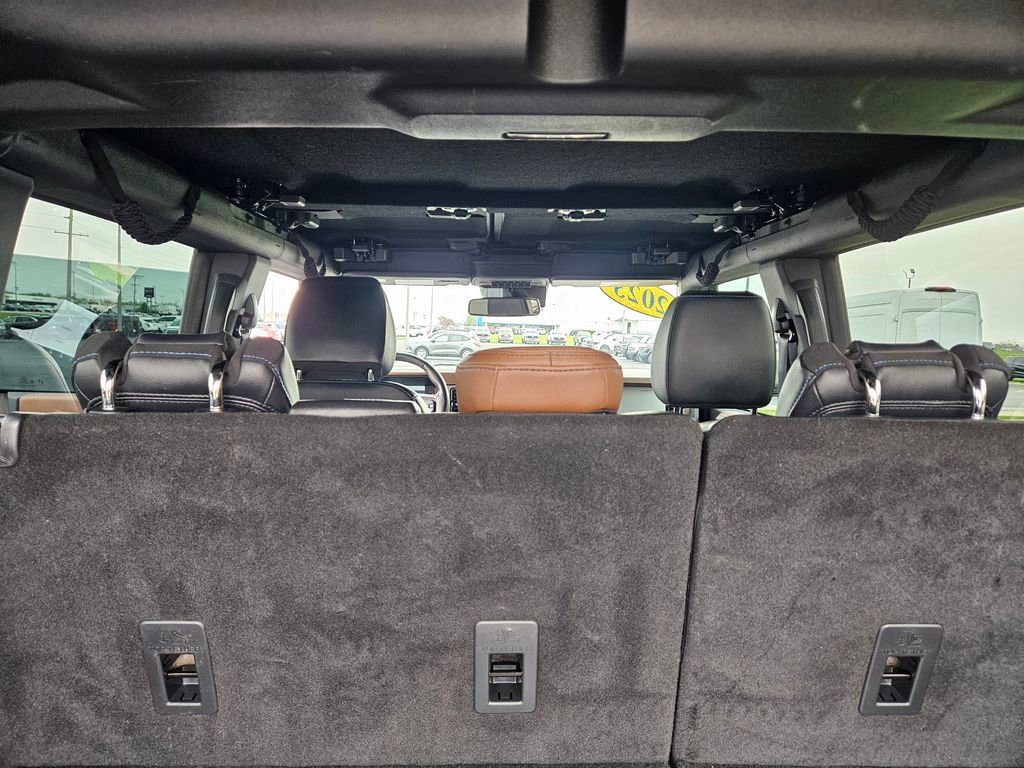 Used 2023 Ford Bronco Outer Banks w/ Sasquatch Package AWD/4WD image 23