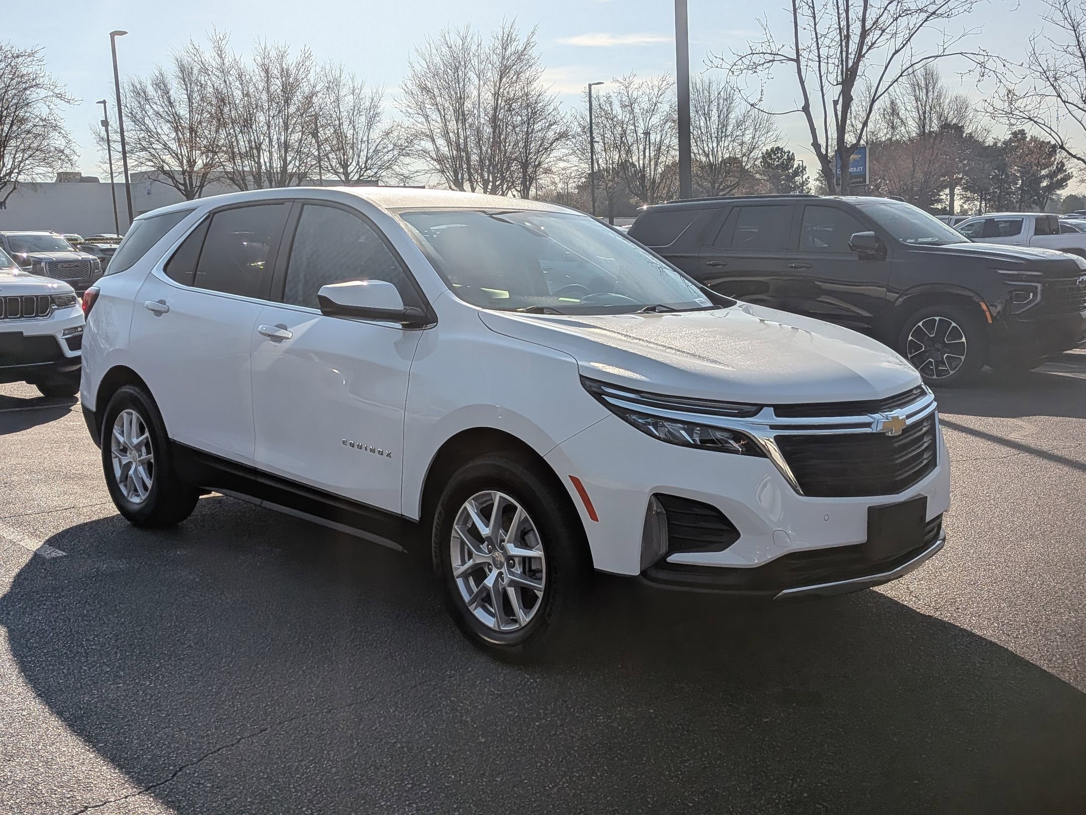 Certified 2024 Chevrolet Equinox LT w/ LPO, Floor Liner Package image 2