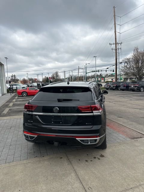 Used 2023 Volkswagen Atlas Cross Sport SEL Premium R-Line image 10
