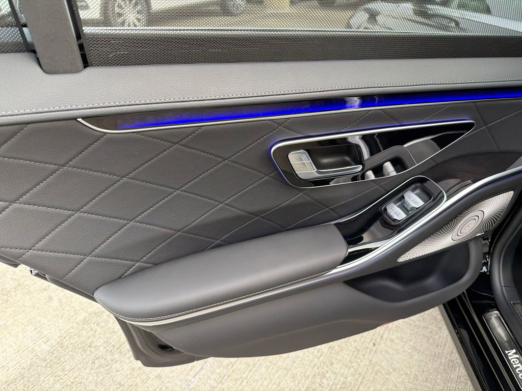 New 2026 Mercedes-Benz S 580 4MATIC Sedan image 14