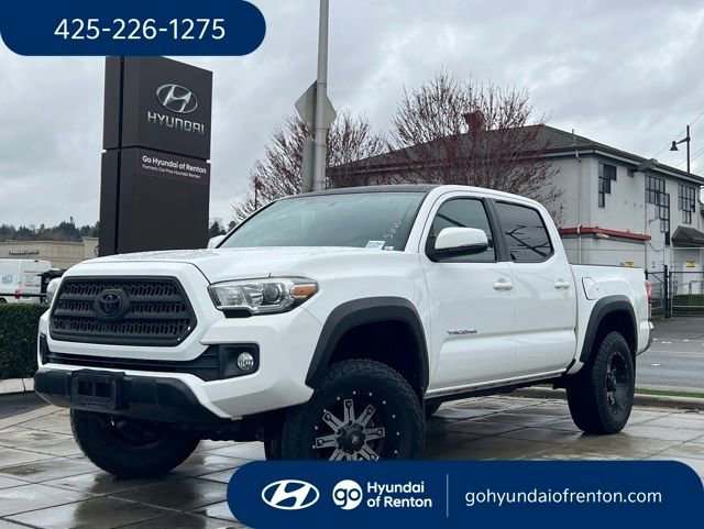 Used 2017 Toyota Tacoma TRD Off-Road w/ Tow Package (A/T) image 1