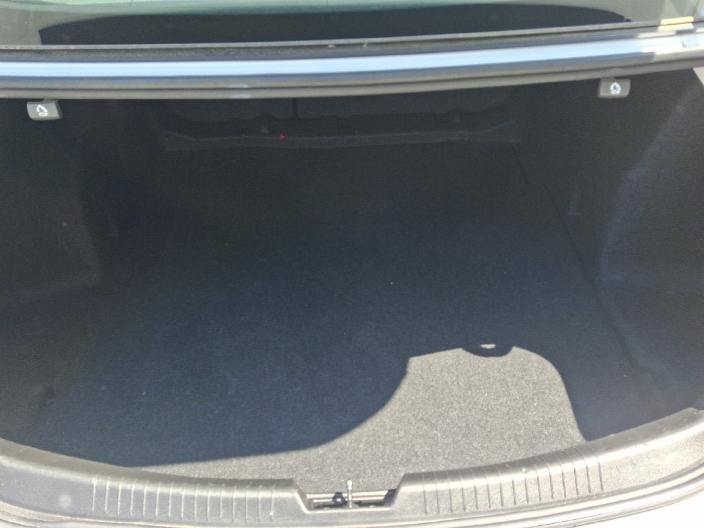 Certified 2024 Chevrolet Malibu LT FWD image 30
