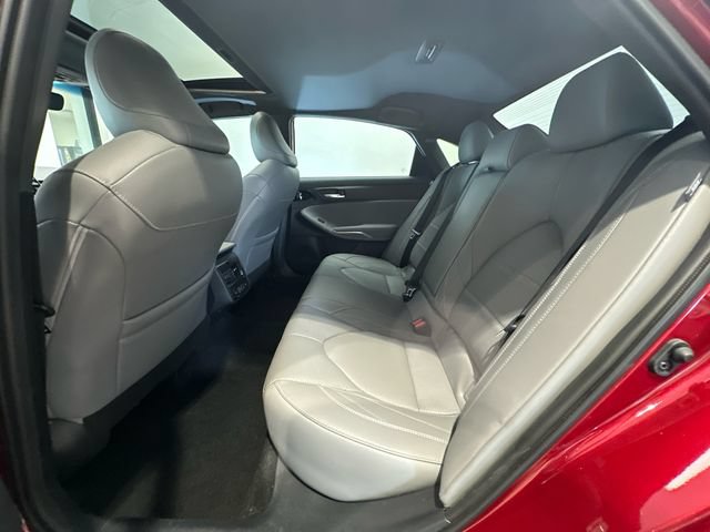 Used 2022 Toyota Avalon Limited w/ Advanced Safety Package FWD image 14