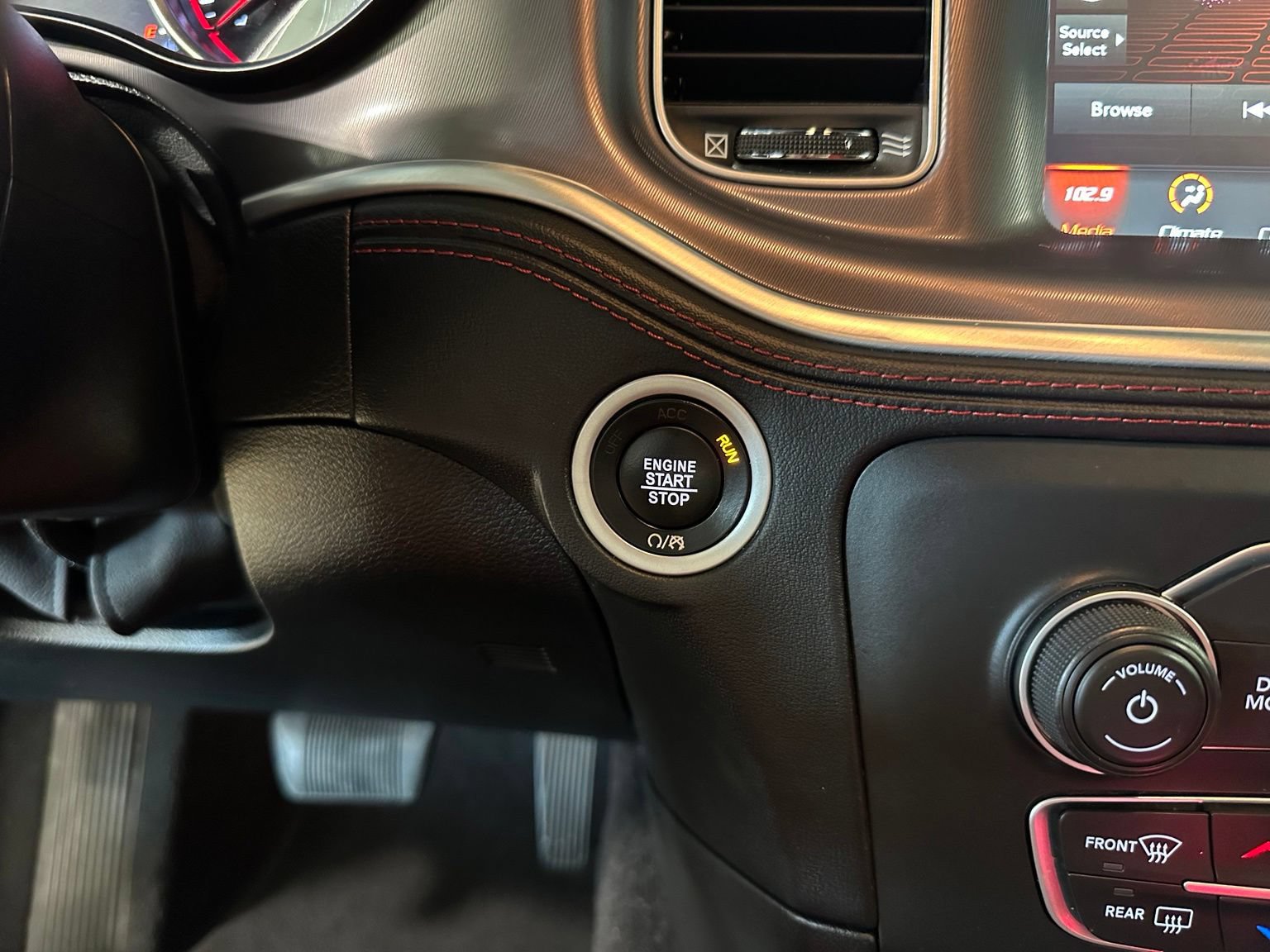 Used 2022 Dodge Charger Scat Pack RWD image 26