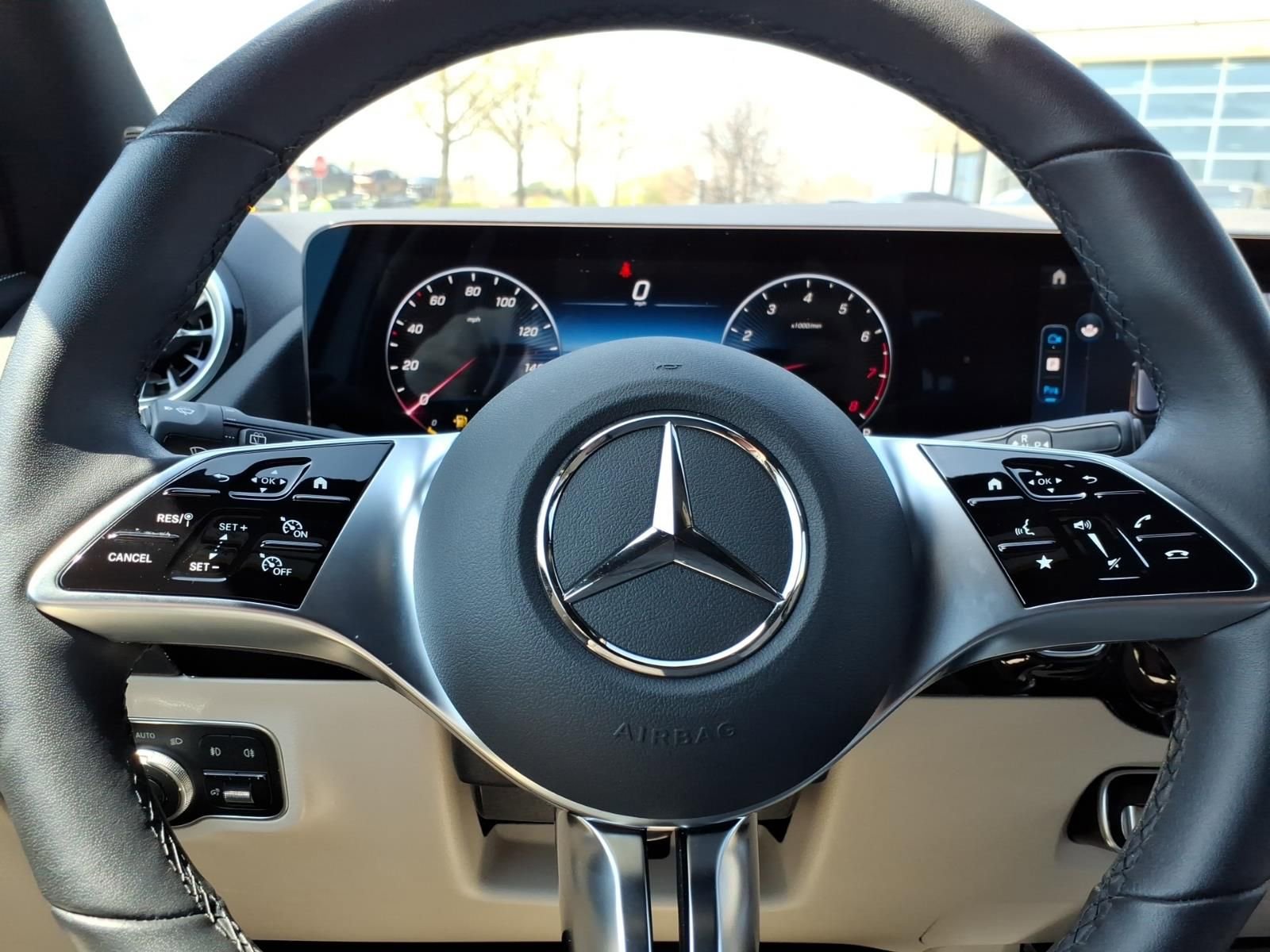 Certified 2025 Mercedes-Benz GLA 250 4MATIC image 28