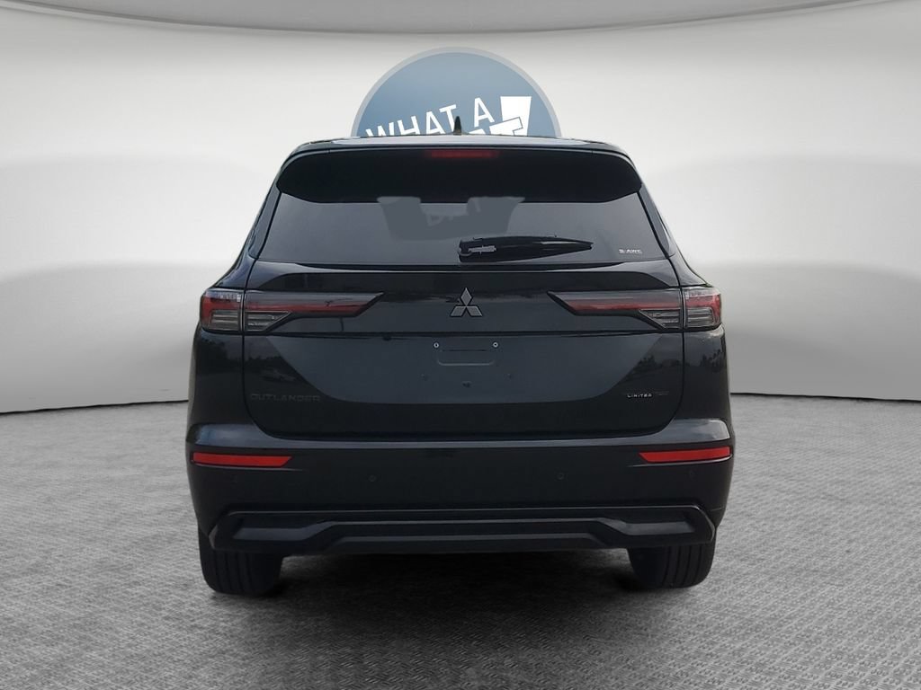 New 2026 Mitsubishi Outlander LE AWD/4WD image 5