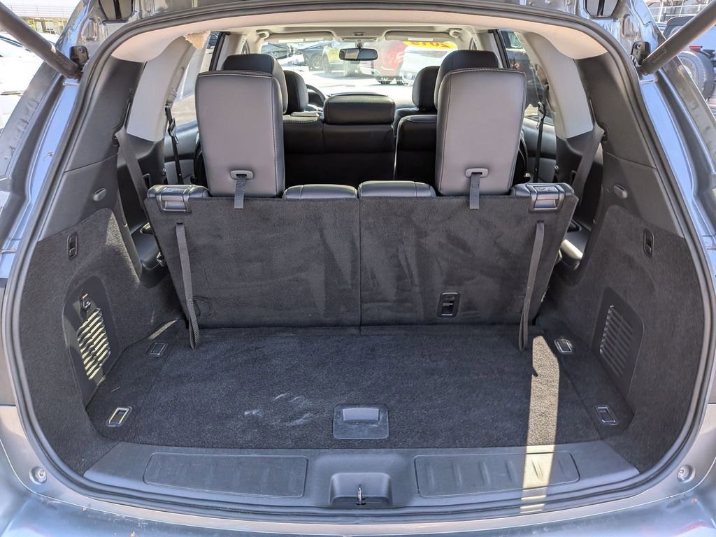 Used 2019 Nissan Pathfinder SL w/ SL Premium Package AWD/4WD image 10