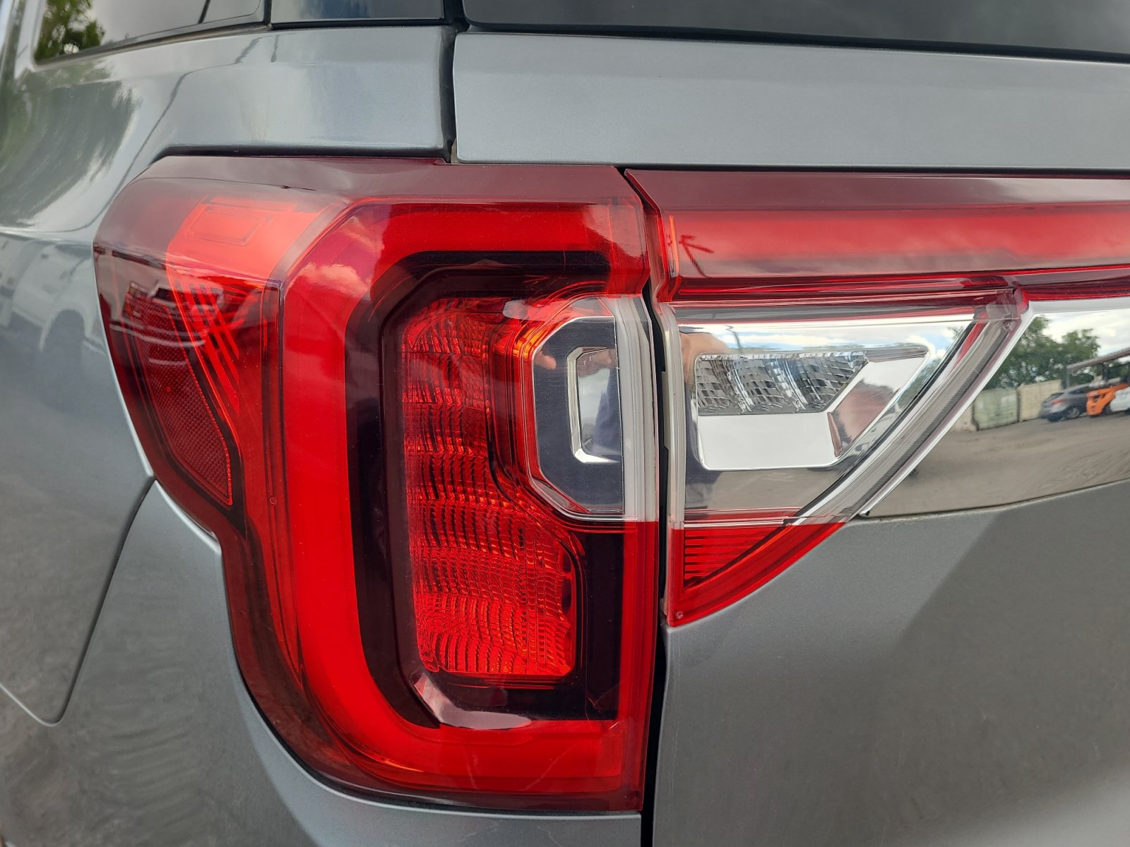 Used 2023 GMC Acadia Denali FWD image 26