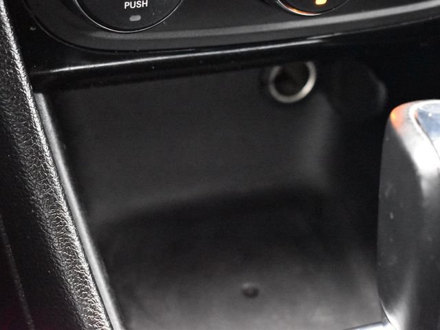 Used 2013 Chrysler 200 Touring FWD image 16