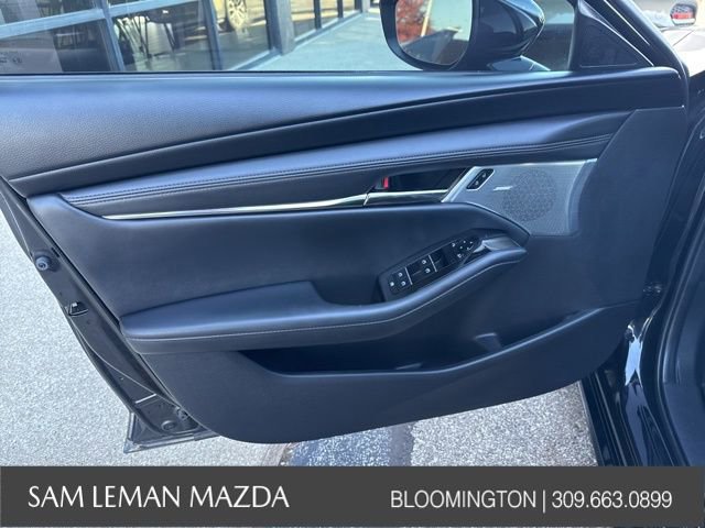 Used 2022 MAZDA MAZDA3 s image 15