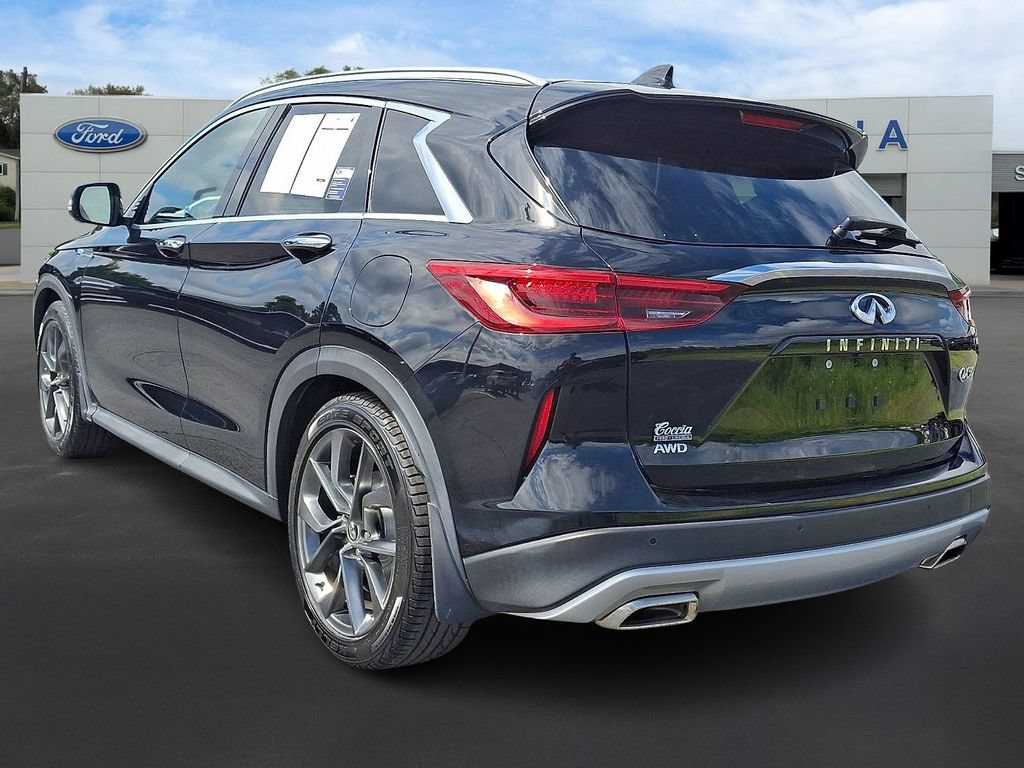 Used 2019 INFINITI QX50 Essential w/ Sensory Package AWD/4WD image 6