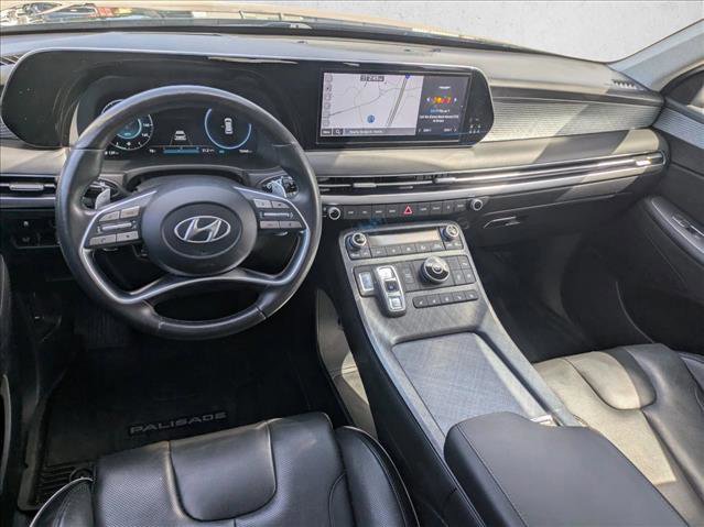 Used 2023 Hyundai Palisade Limited w/ Winter Package FWD image 15