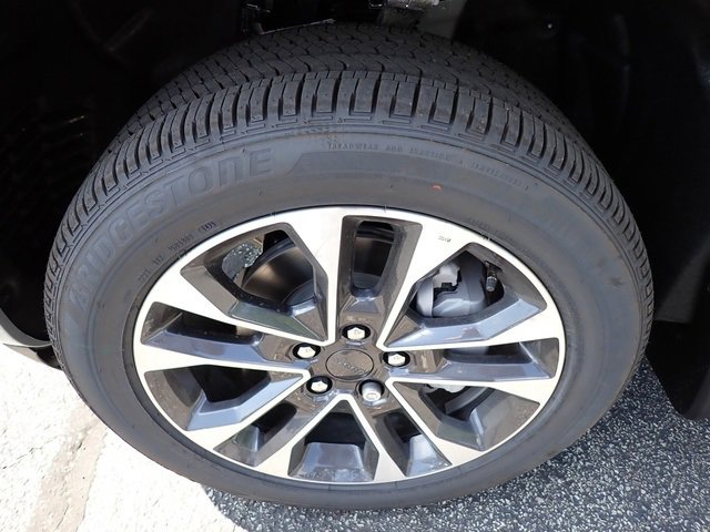 New 2025 Jeep Grand Cherokee Overland w/ Adv Protech Group III image 11