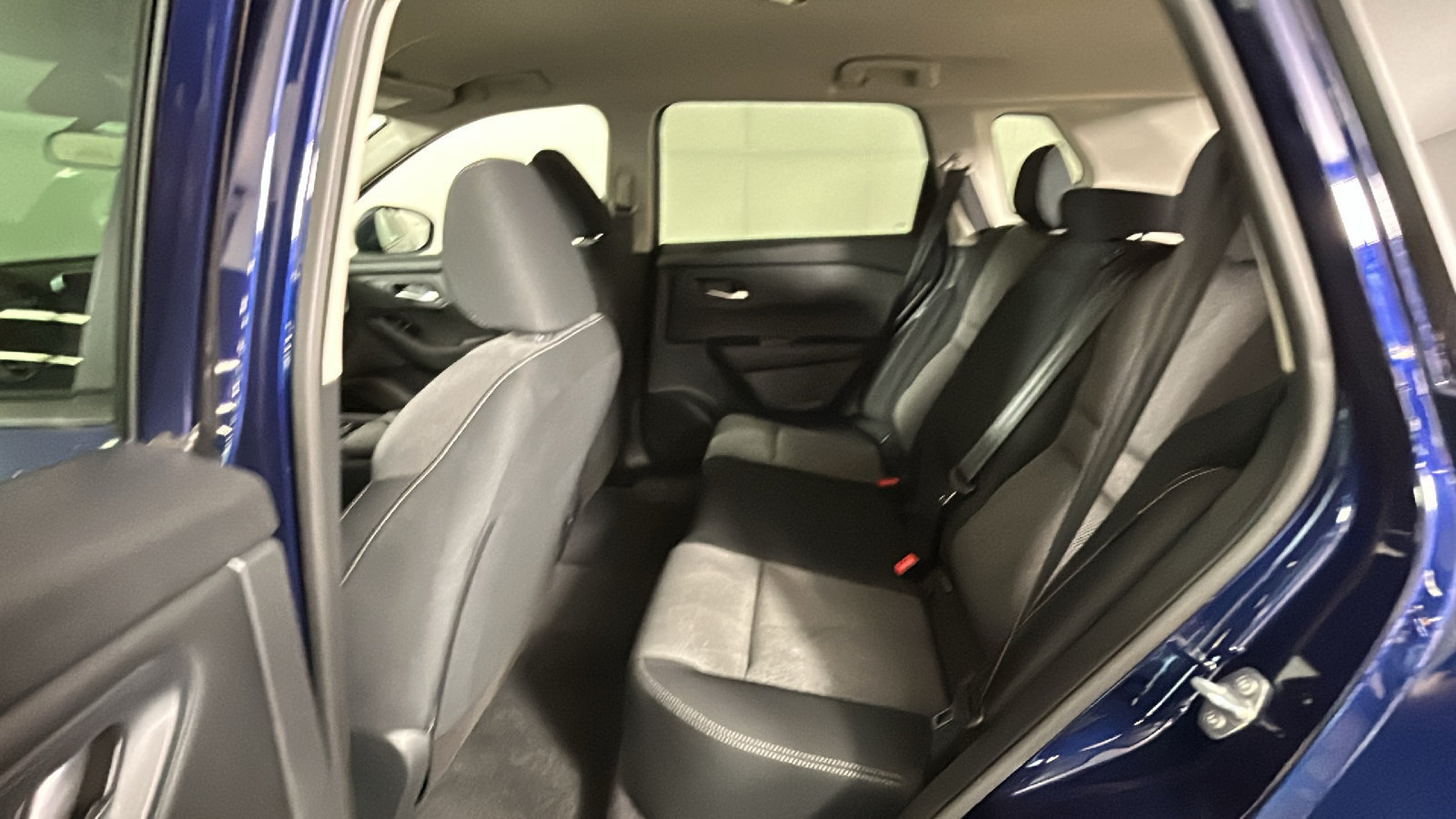 Certified 2026 Nissan Rogue SV AWD/4WD image 35