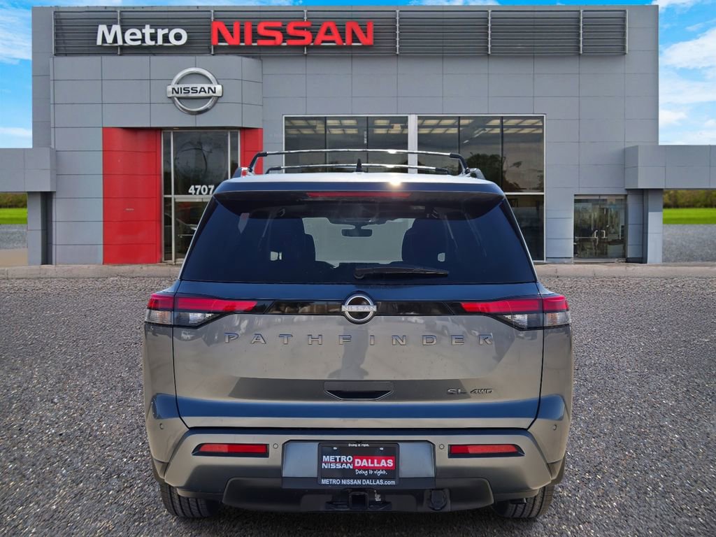 New 2026 Nissan Pathfinder SL image 5