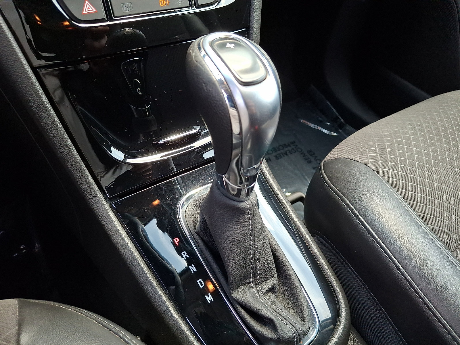 Used 2019 Buick Encore Preferred FWD image 5