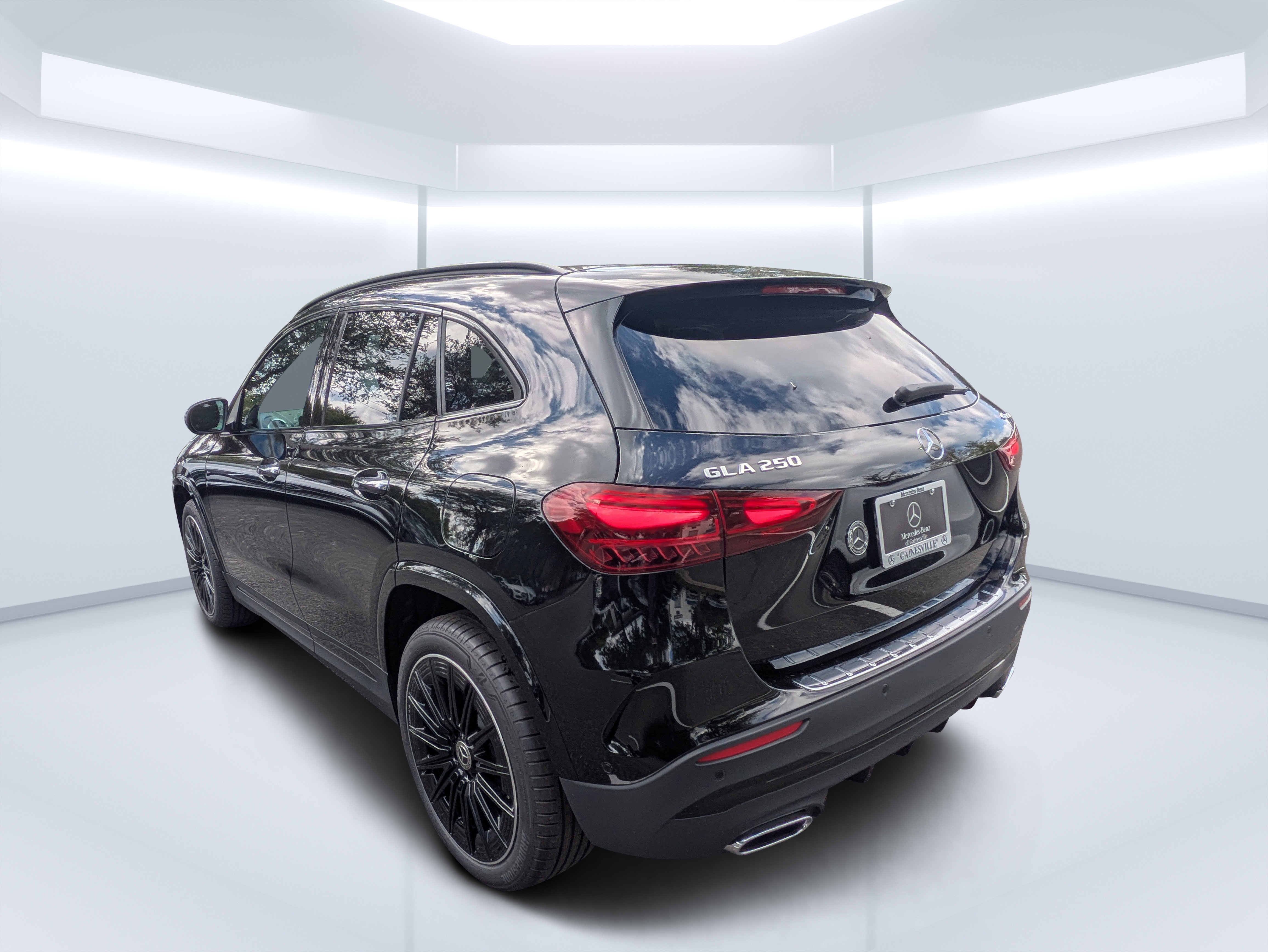 New 2026 Mercedes-Benz GLA 250 4MATIC image 5