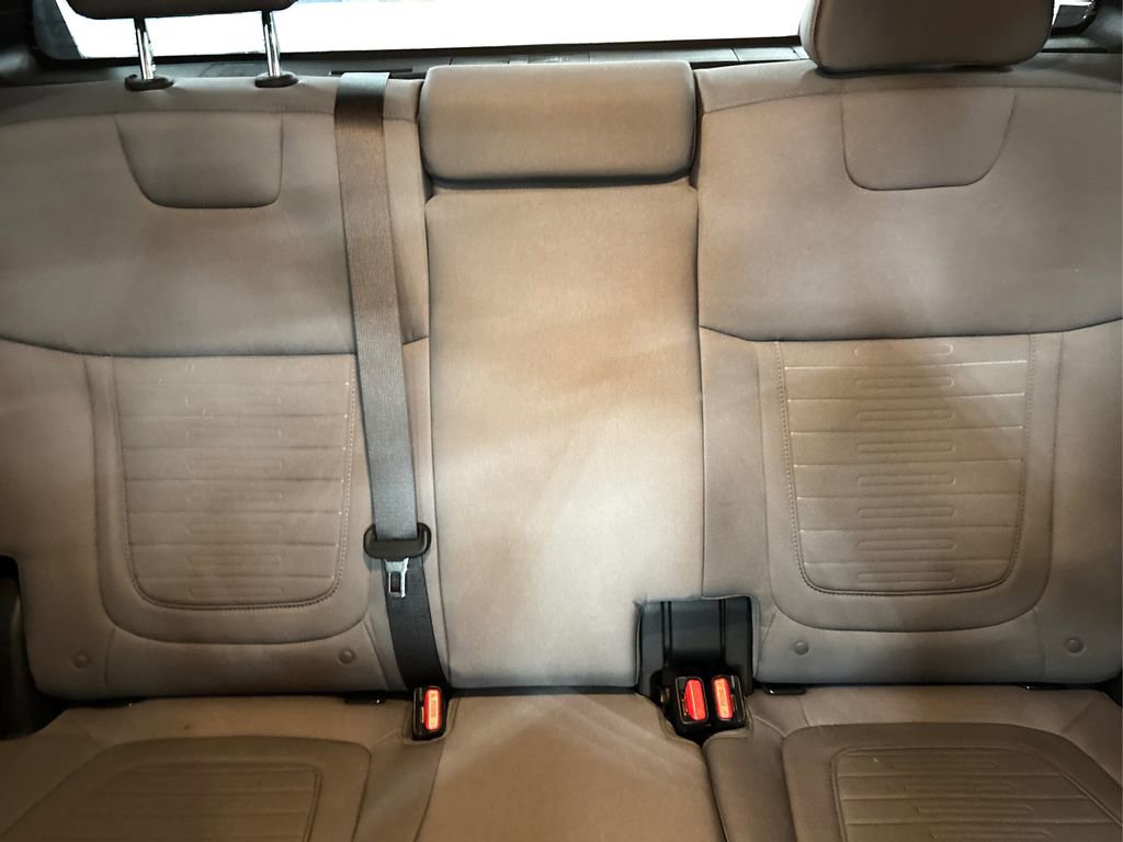 Used 2023 Hyundai Santa Cruz SE w/ Cargo Package image 15