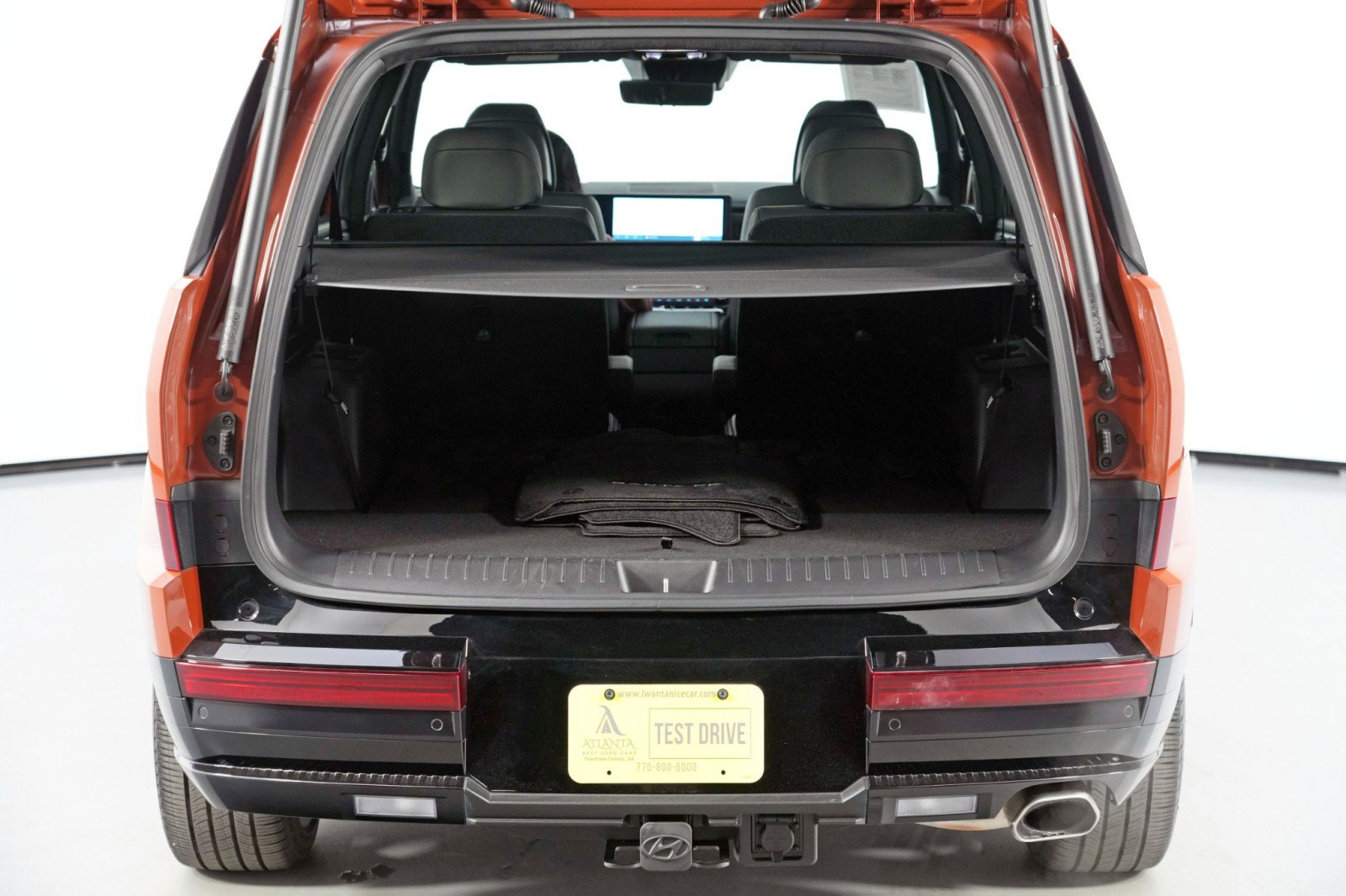 Used 2024 Hyundai Santa Fe Calligraphy image 9