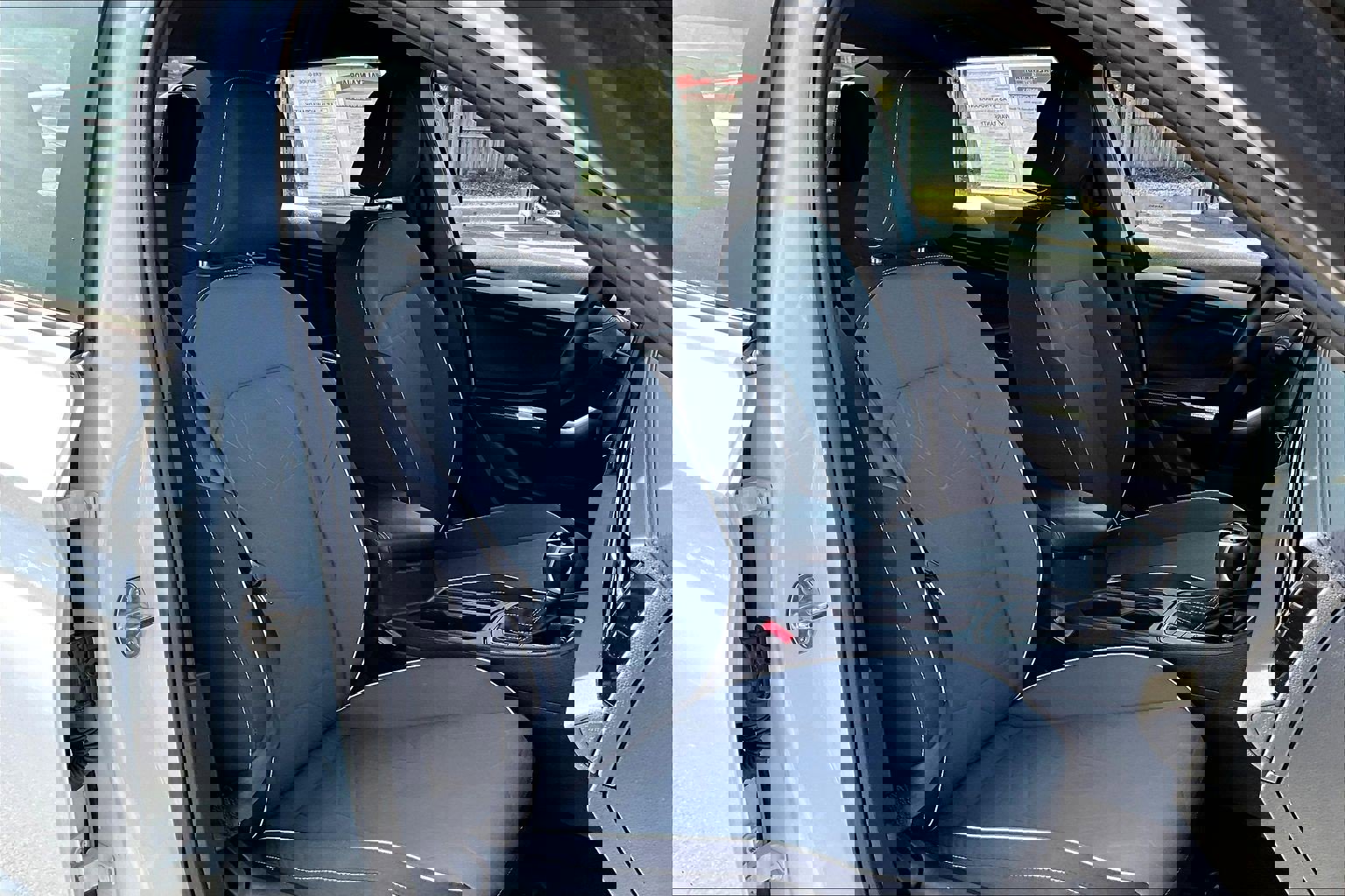 Used 2025 Volkswagen Jetta Sport image 7