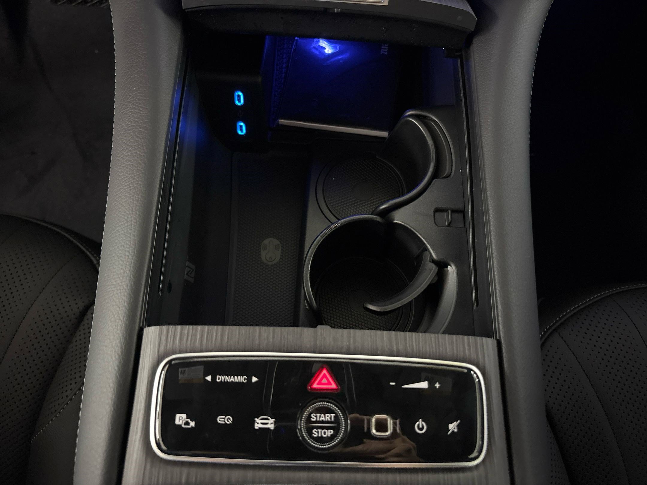 New 2026 Mercedes-Benz EQS 400 4MATIC SUV image 24