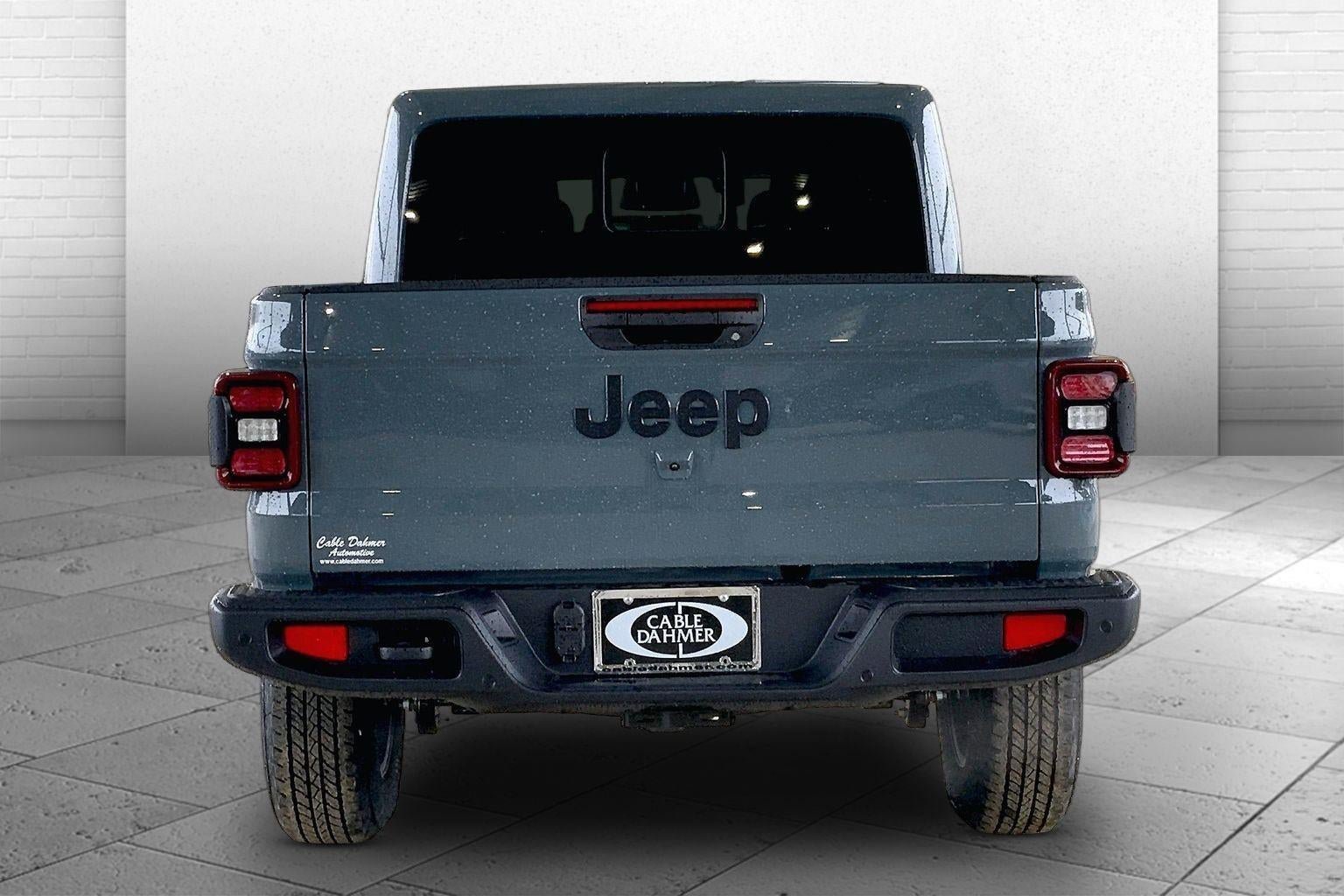 New 2026 Jeep Gladiator Sport AWD/4WD image 4