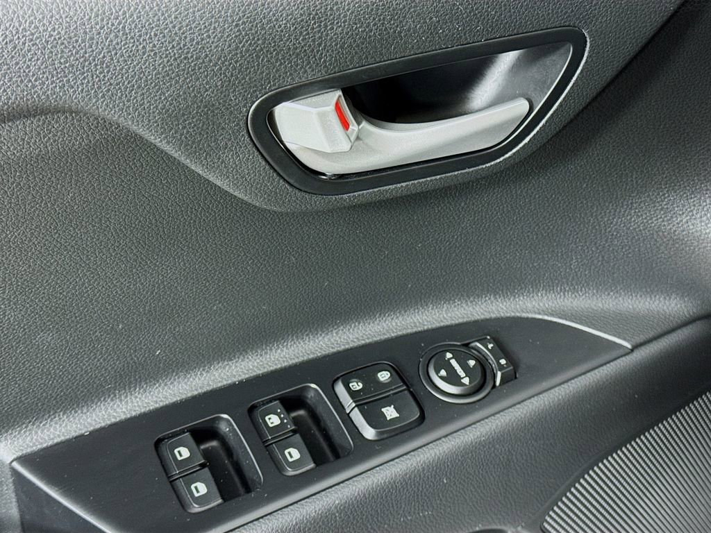 Used 2023 Kia Rio S image 17