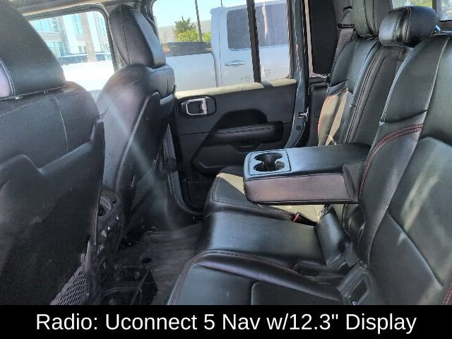 Used 2025 Jeep Gladiator Rubicon AWD/4WD image 12
