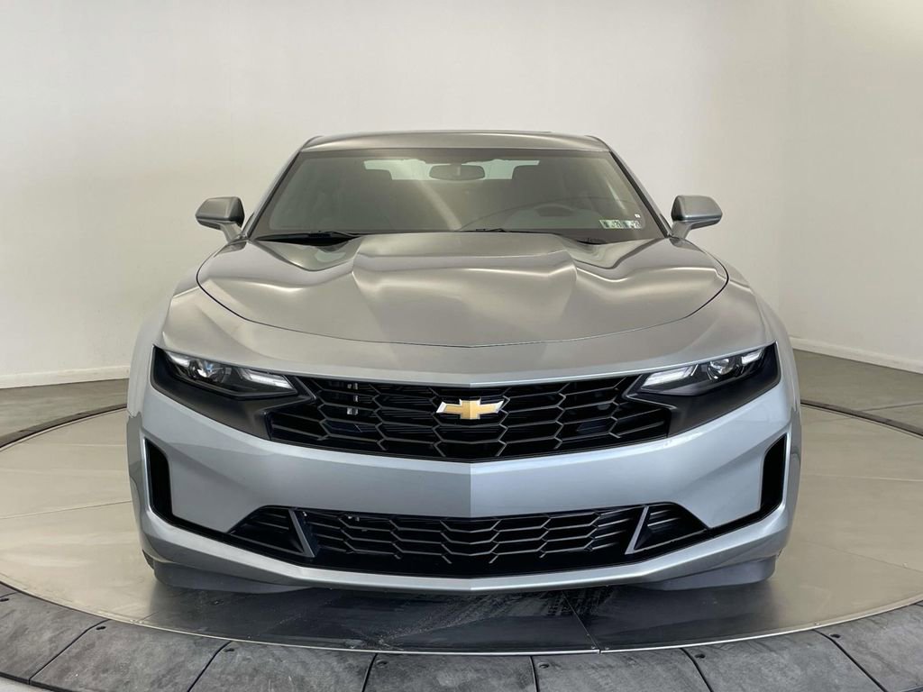 Used 2024 Chevrolet Camaro LT RWD image 8