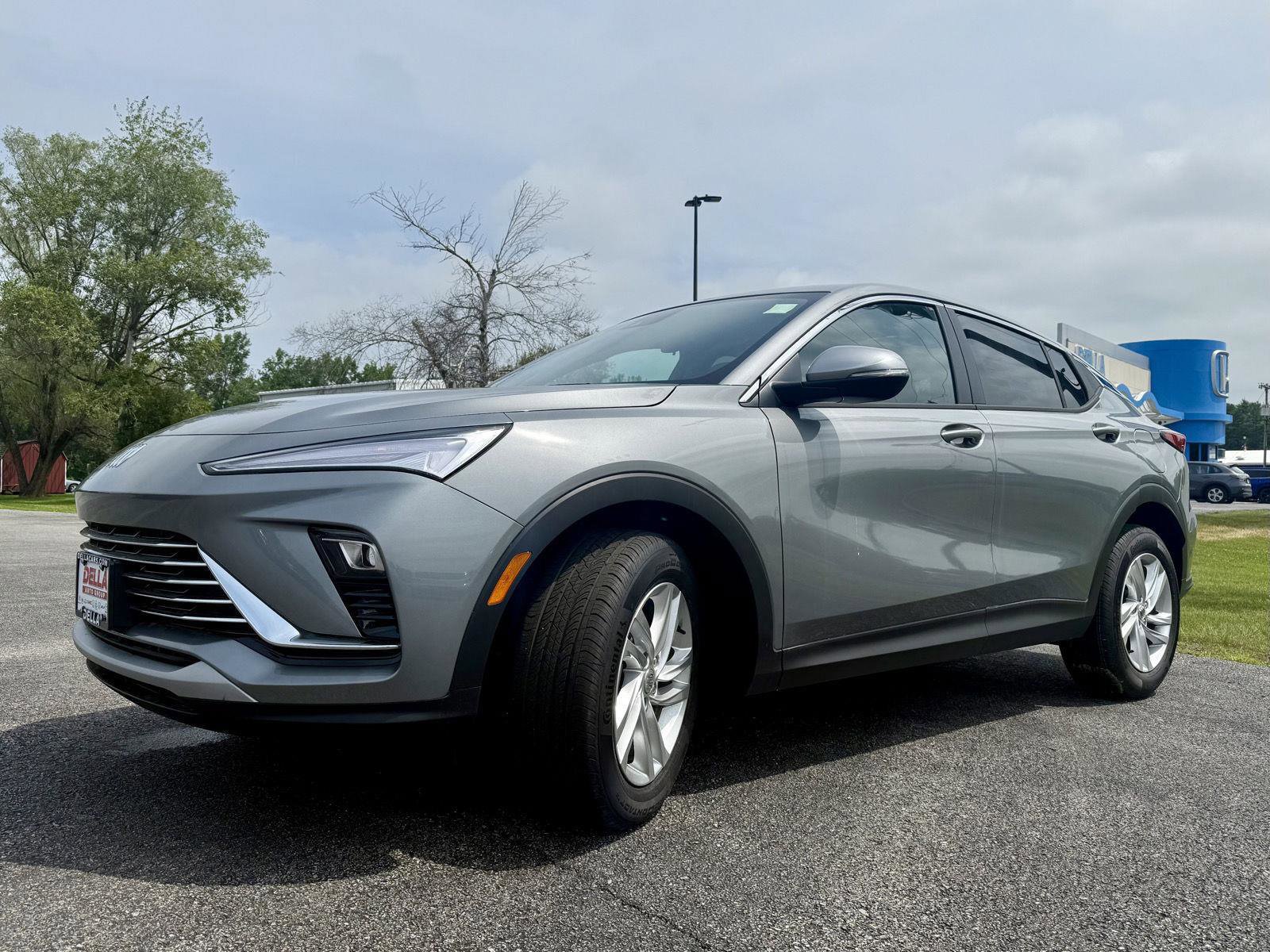 New 2025 Buick Envista Preferred image 3