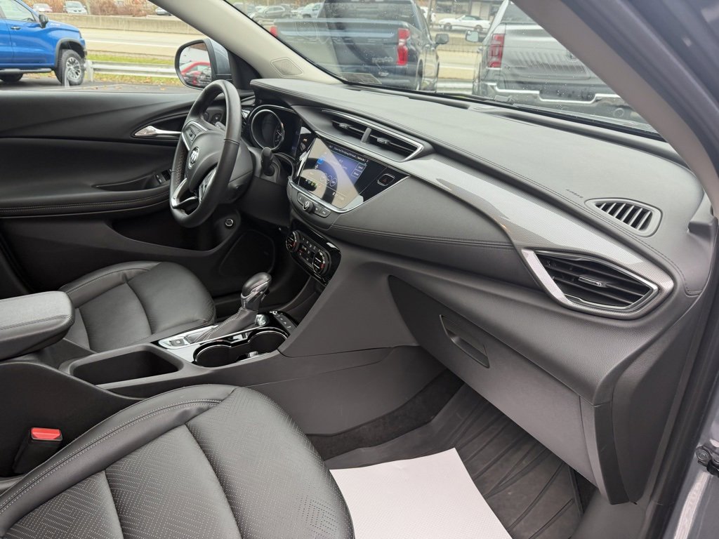 Used 2022 Buick Encore GX Essence w/ Experience Buick Package image 20