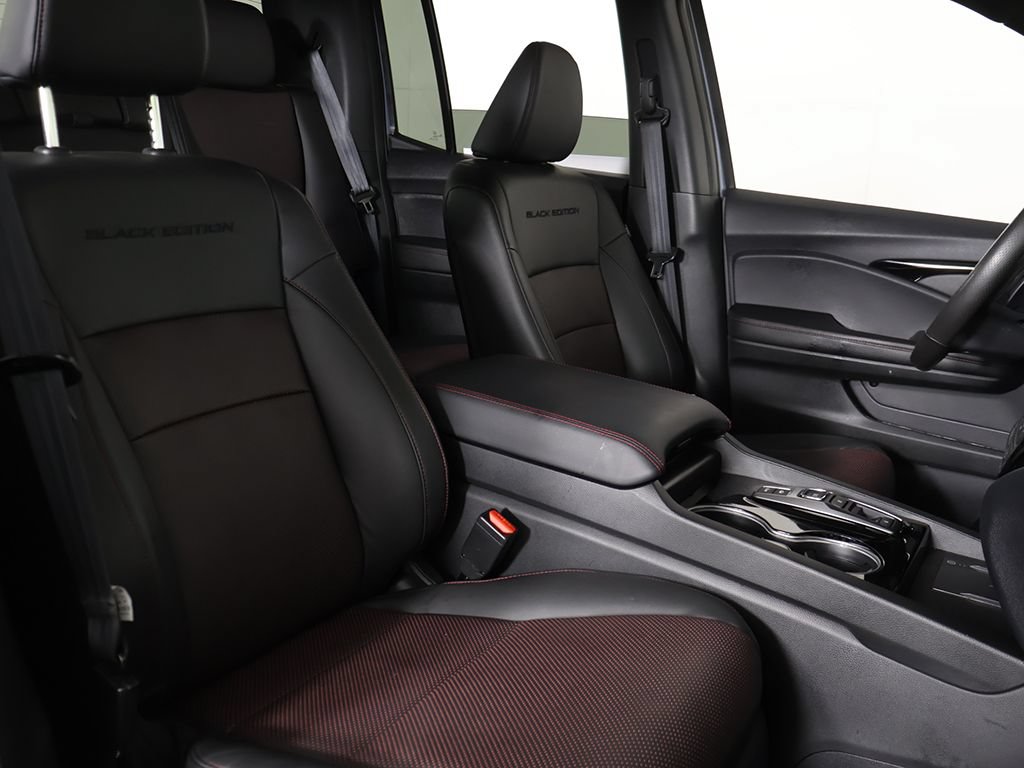 Certified 2025 Honda Ridgeline Black Edition image 31