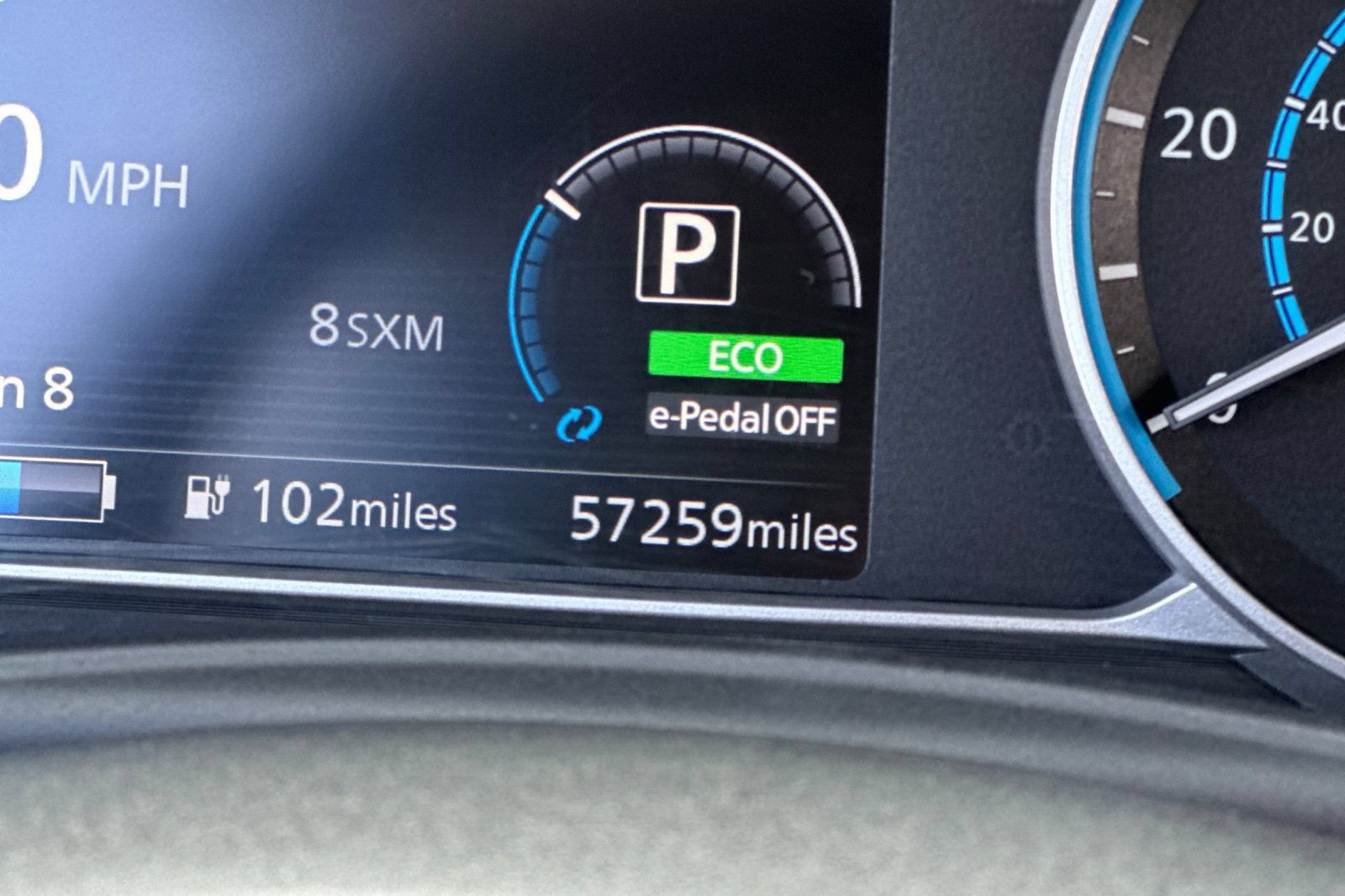 Used 2018 Nissan Leaf SL w/ SL Technology Package FWD image 3