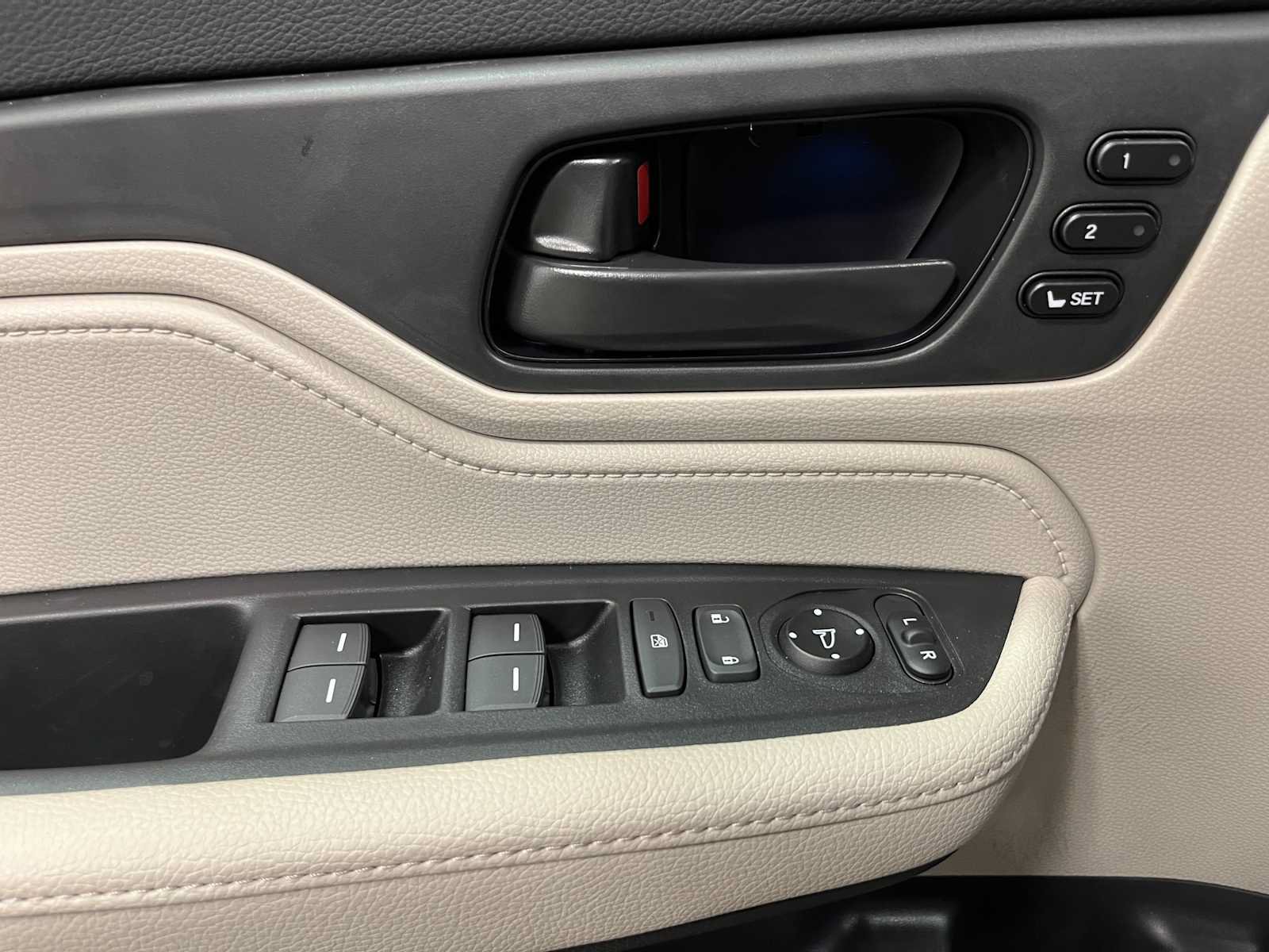 New 2027 Honda Odyssey EX-L image 14