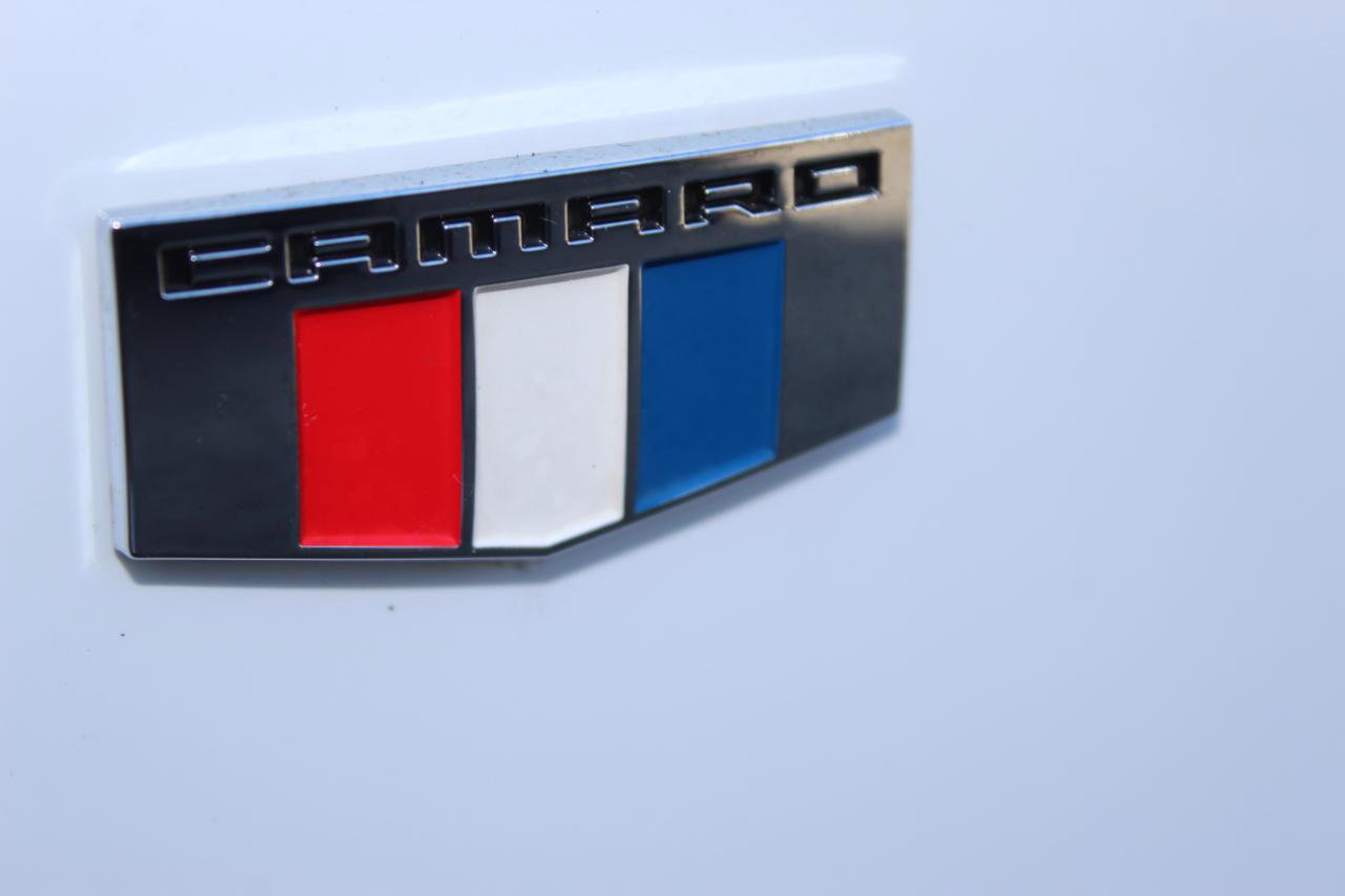 Used 2019 Chevrolet Camaro LT w/ Technology Package image 36