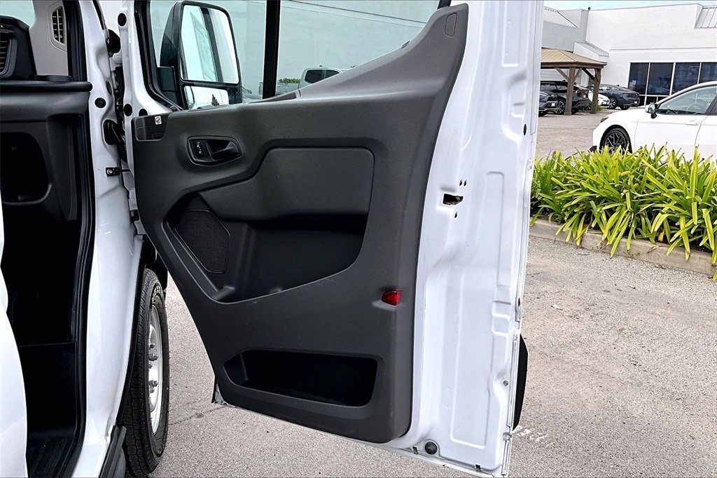 Used 2020 Ford Transit 350 XL image 27
