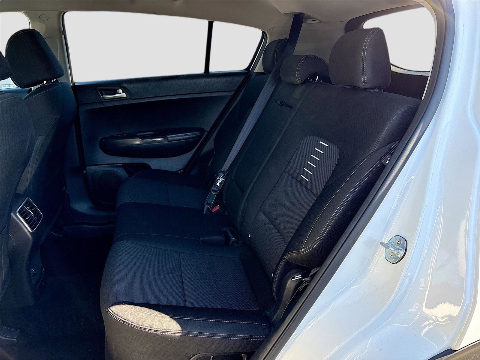 Used 2018 Kia Sportage LX image 24