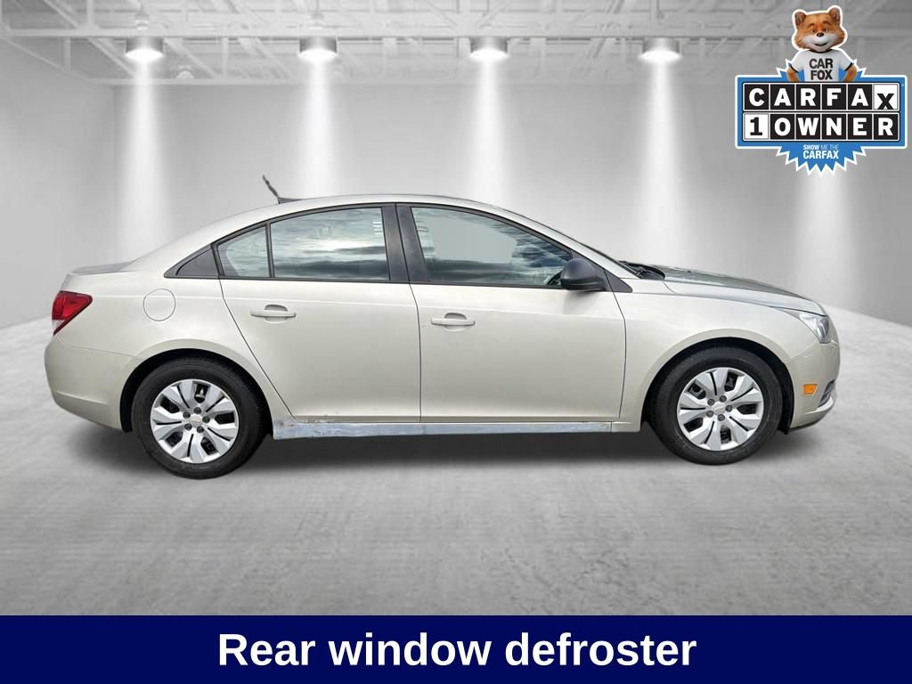 Used 2014 Chevrolet Cruze LS FWD image 9