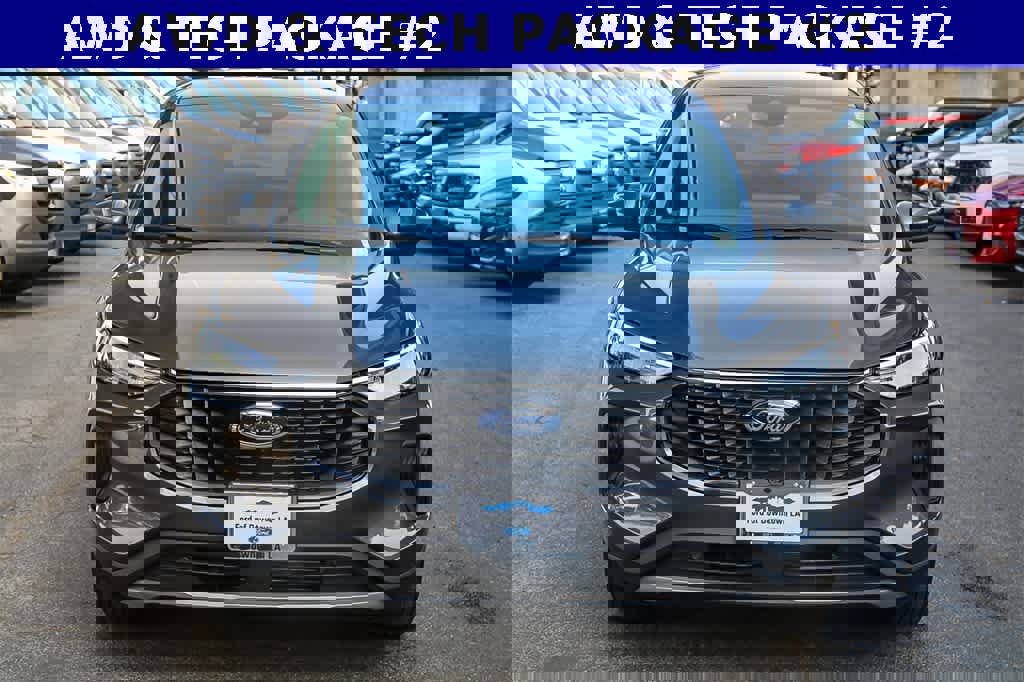 Used 2023 Ford Escape Active w/ Tech Pack #2 image 2