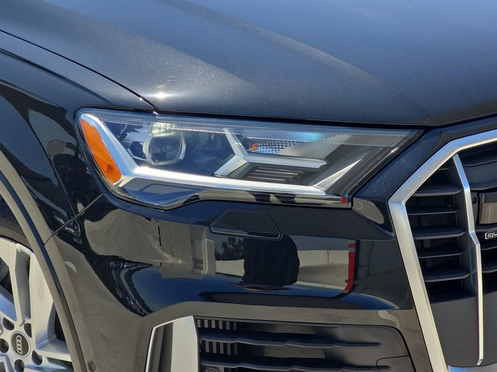 Used 2023 Audi Q7 3.0T Premium Plus AWD/4WD image 37