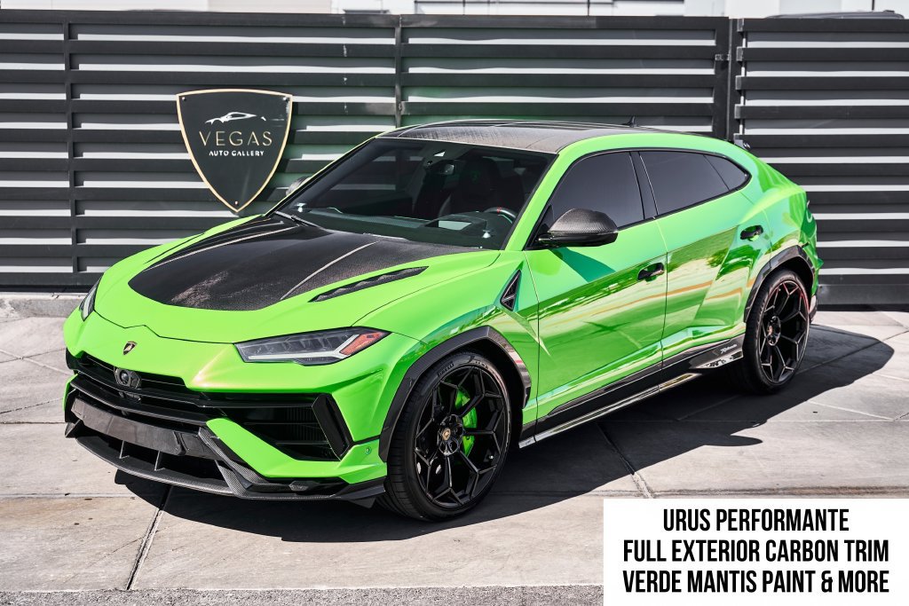 Used 2023 Lamborghini Urus Performante AWD/4WD image 1